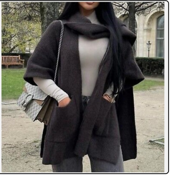 ✨Zara Cardigan ✨ - Picture 4 of 4